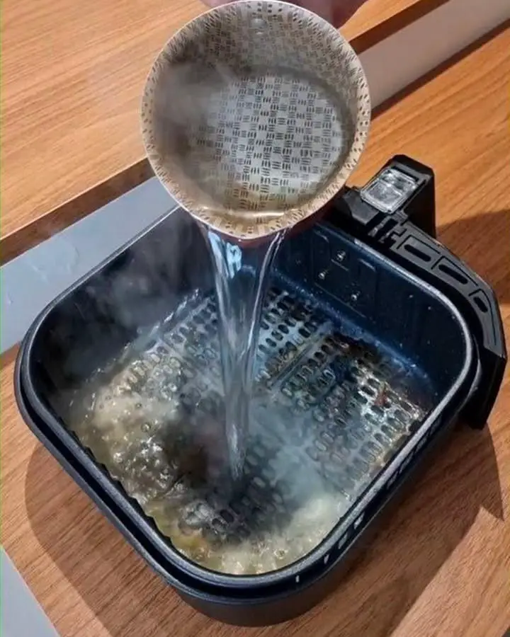 How To Clean The Air Fryer Effortlessly