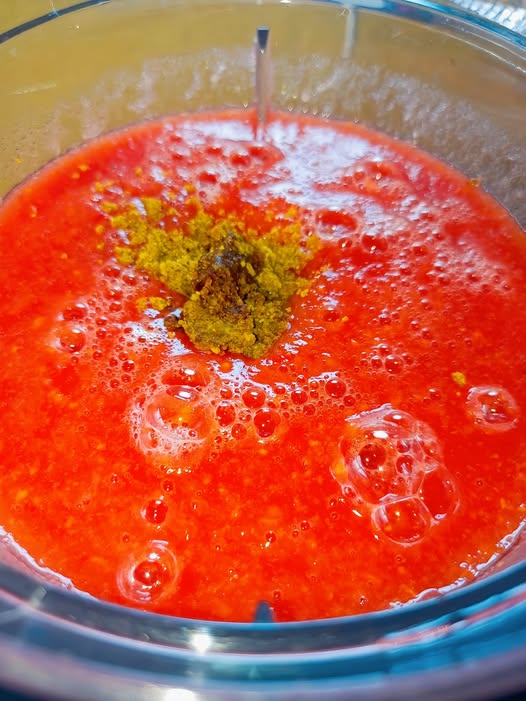 Blending Tomatoes Together With Maggi